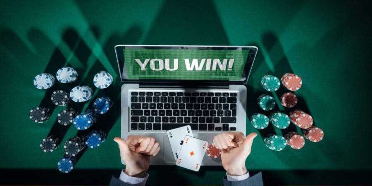 Rolling the Digital Dice: Mastering the Art of Online Casino Play